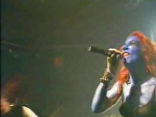 - tinju durante il concerto di amsterdam dilarang video porno berambut merah wanita